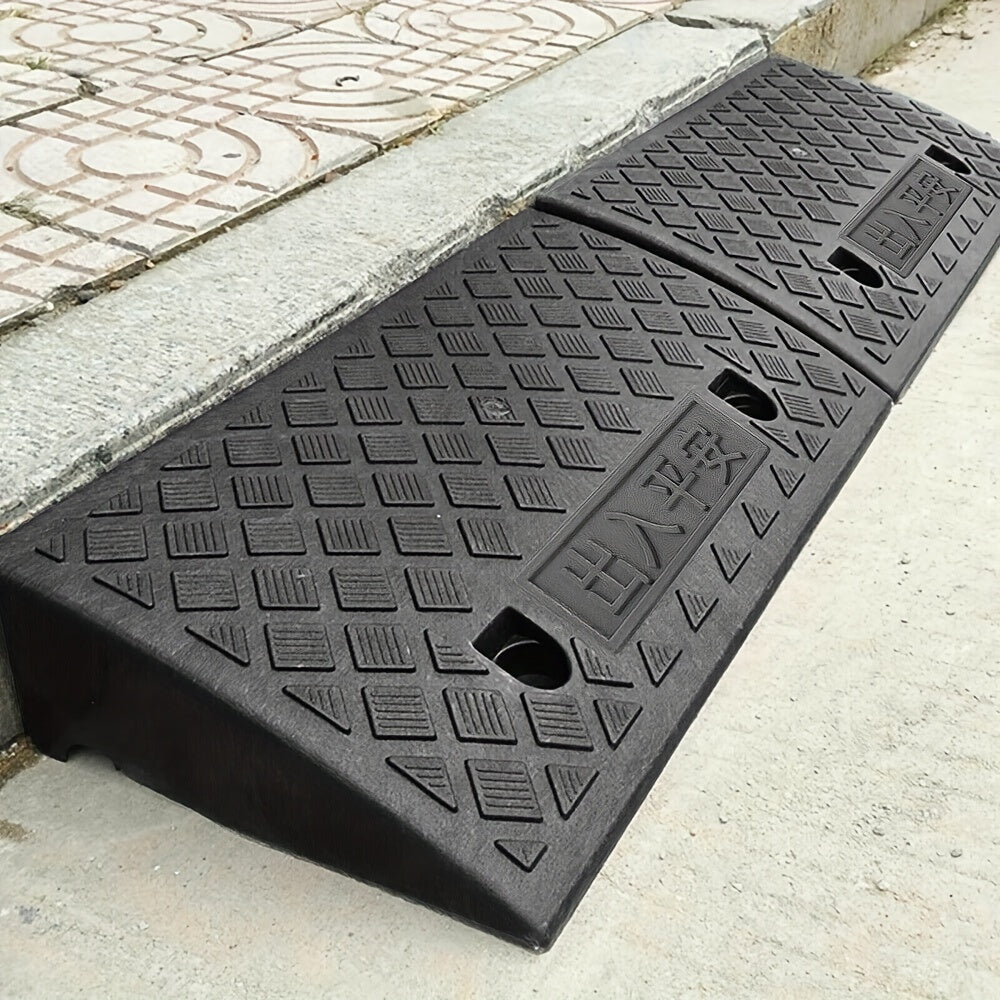 2pcs Vehicle Ramp Threshold - Portable Black Rubber Curb for Cars & Wheelchairs, Ideal for Garage Entrances