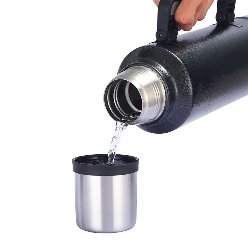 Stainless Steel Thermos Flasks Water Bottle with Drinking Mug Plastic Handle 1400 ml - Random Colour